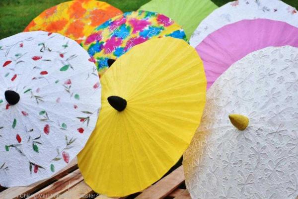 Mulberry paper umbrellas wedding samples with bamboo frames in various solors and types